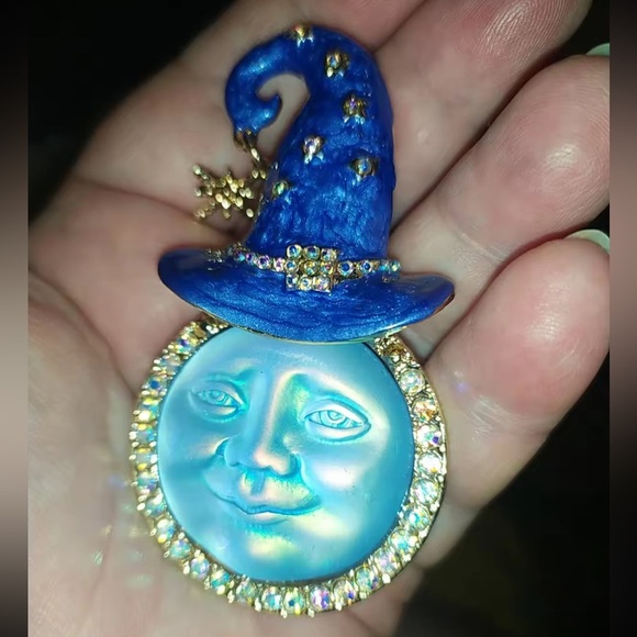 Betsey Johnson Blue Moon Wizard Brooch - Picture 6 of 11